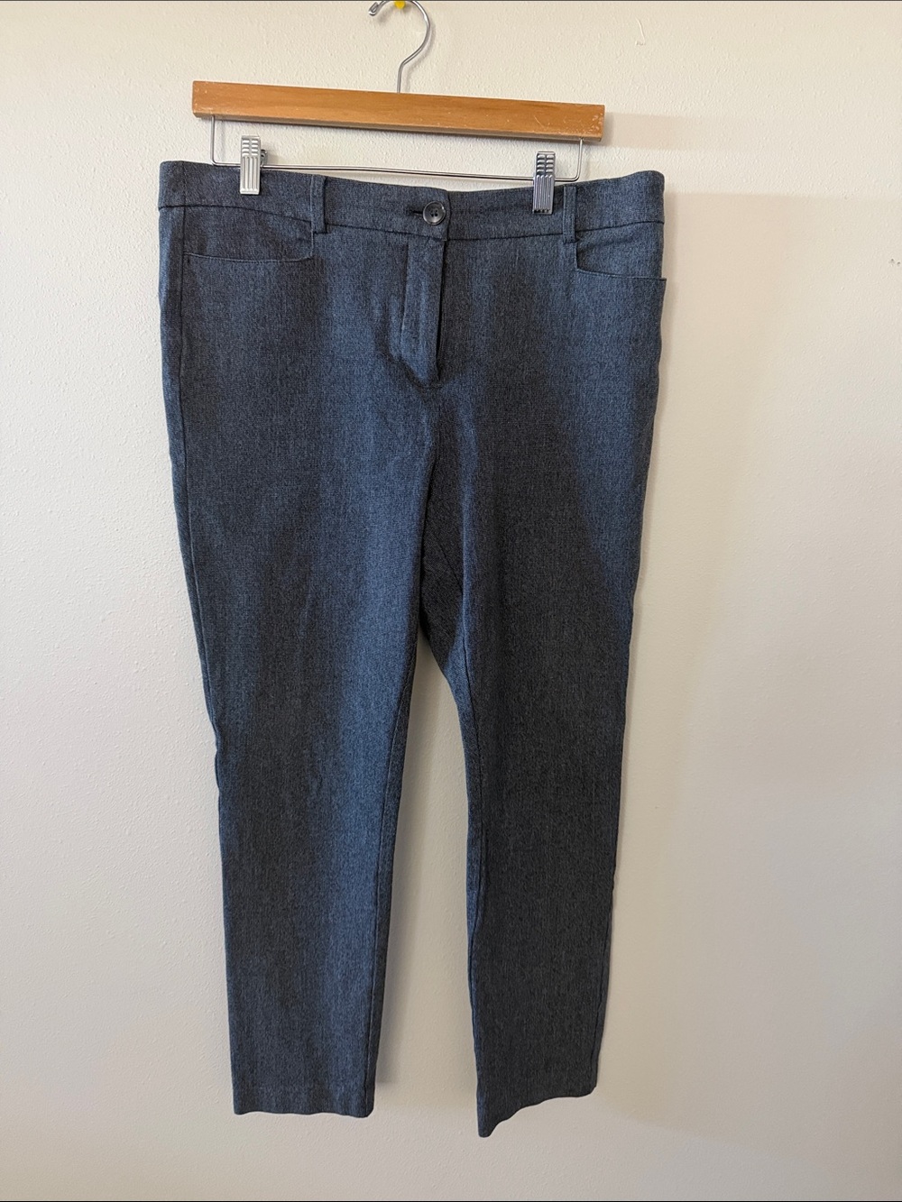 LOFT Straight-Leg Dress Pants in Charcoal Gray